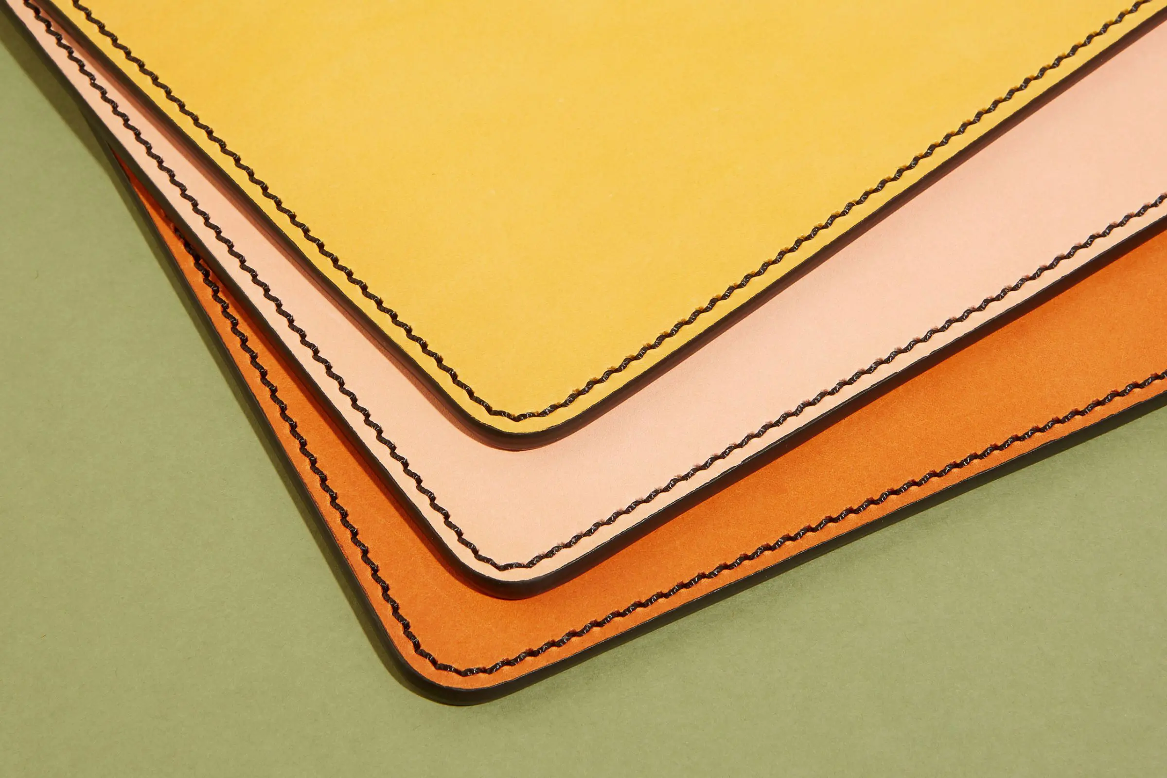 Personalised Folios : contrasting black stitching