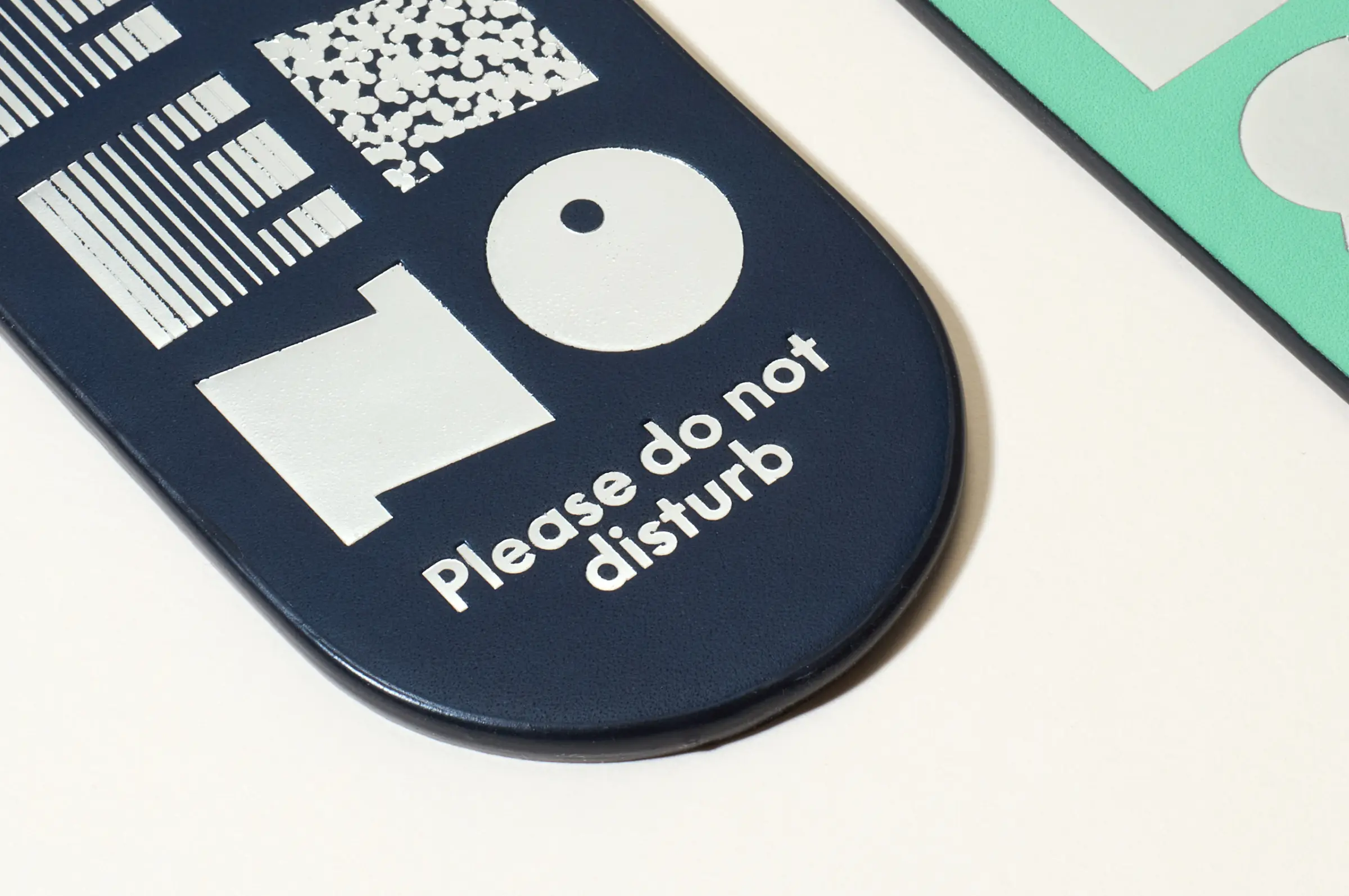 Made-In-Leather-Process-Hospitality-Standard-Hotel-Brussels 1